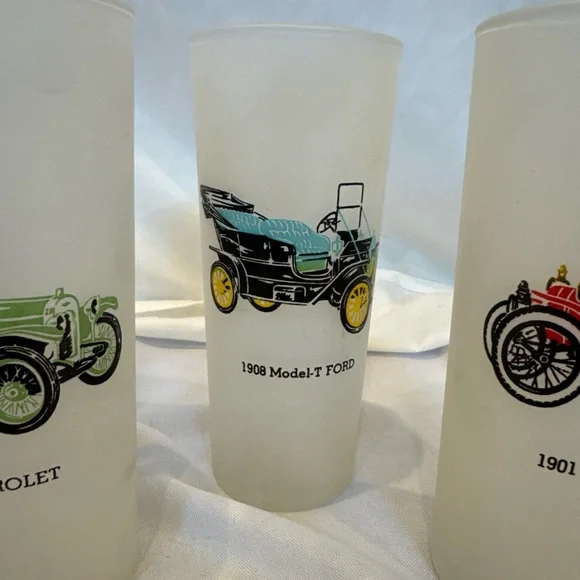 Vintage Car Drinking Glasses, Frosted Glass, Set of 4, Chevy, Ford, Cadillac… - Picture 4 of 10